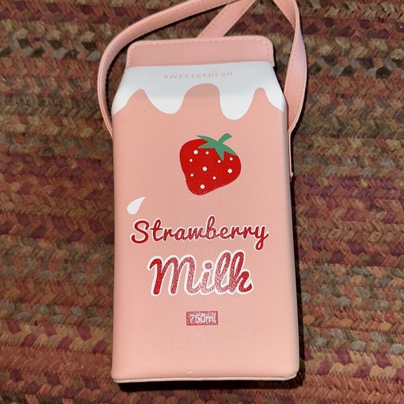 STRAWBERRY MILK NOVELTY HANDBAG PURSE - Picture 2 of 7